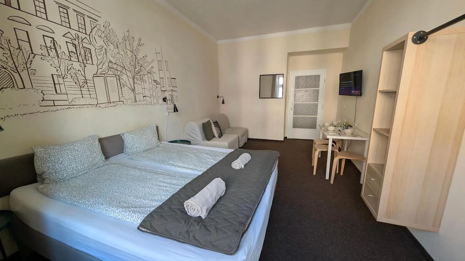 Апартаменты Flat In Zizkov -103- Прага