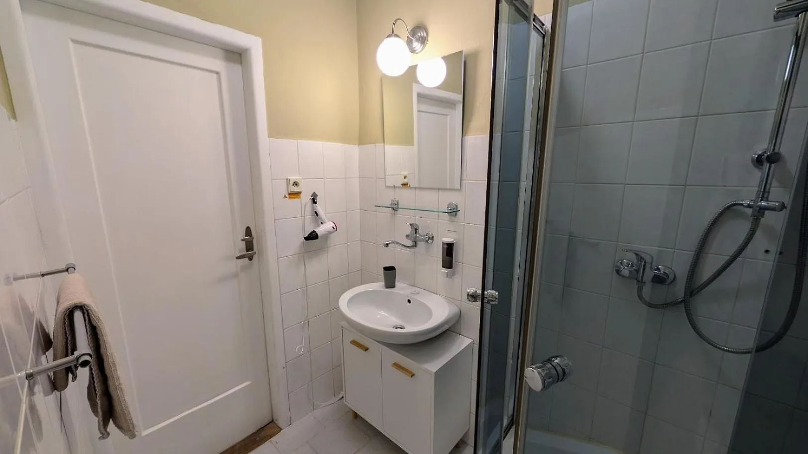 Апартаменты Flat In Zizkov -103- Прага